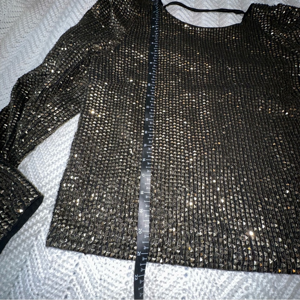 Women's Joie Gold Studded Top with Round Neck and V-neck Back - L - Picture 6 of 8